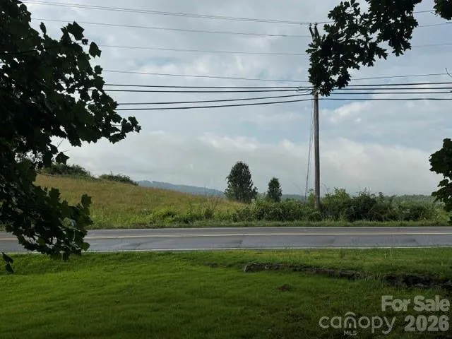 View looking at Monticello Rd