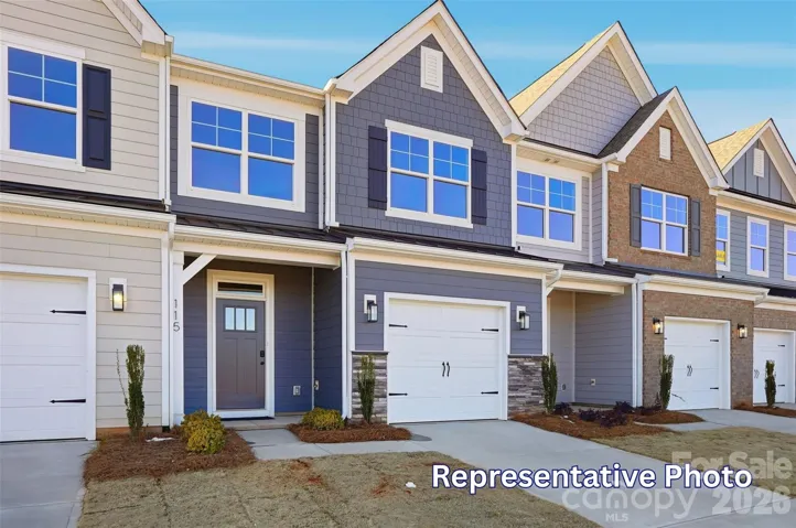 Homesite 3 features an Ashland B floorplan