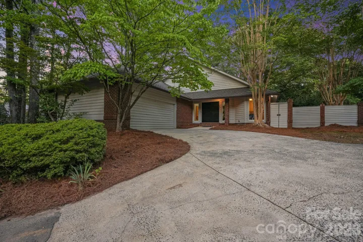 6301 Saddlebrook Court