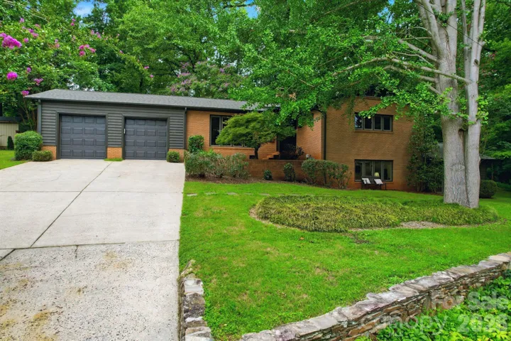 Rare Mid Century Modern home in the heart of Belmont!