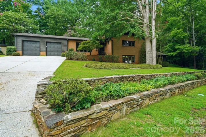 Rare Mid Century Modern home in the heart of Belmont!