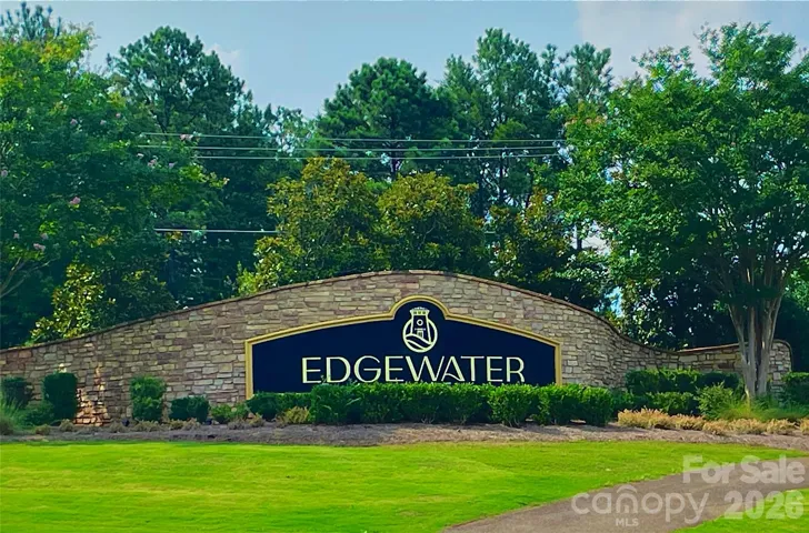Welcome Home to Edgewater