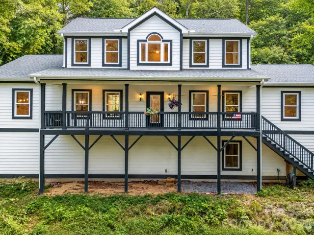 820 Merrills Cove - Complete privacy just 2.5 miles from city limits