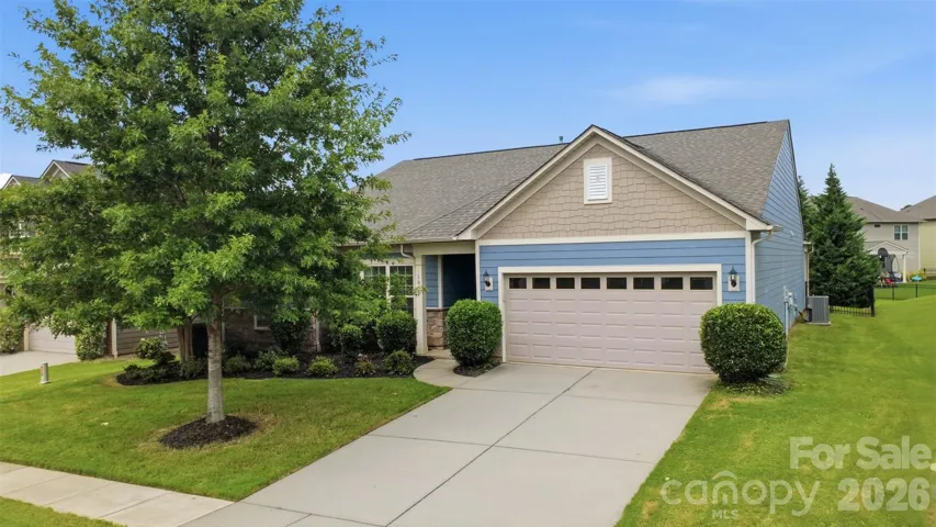 Welcome to1030 Squire Dr!