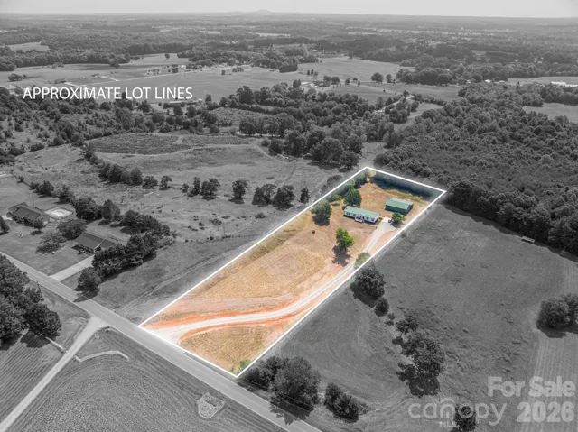 Ariel view of 3.163 acres