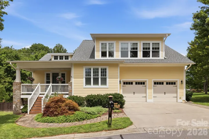 Welcome home to 6 Bungalow Way1