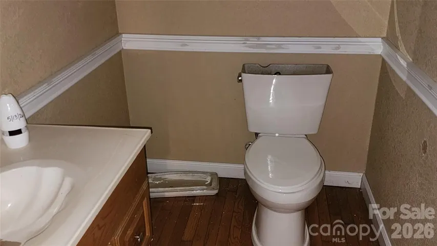 1170