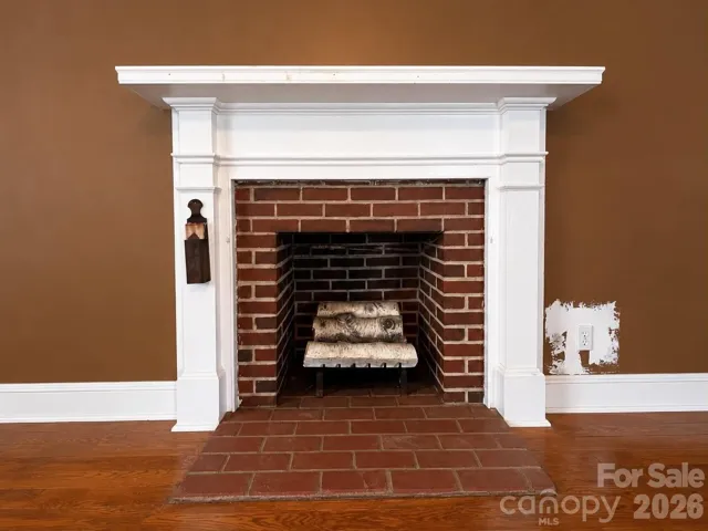 1170