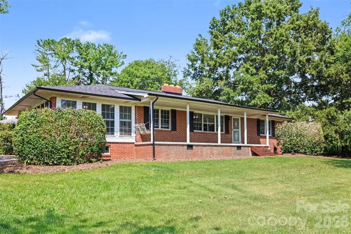 Welcome to 104 Beaver Dam Drive!