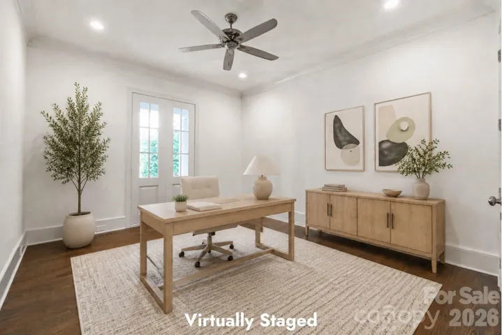 A room that can be used for many needs. Conveniently located steps away from the main living area
