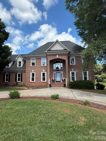 Stately view great curb appeal