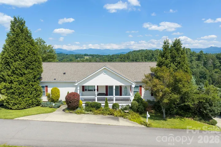 Welcome to 92 Bend View Drive!