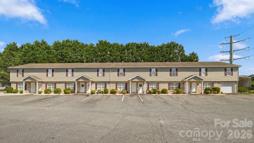 102, 104, 106, 108, 110, 112, 114, 116 King Henry Ln, Granite Falls NC