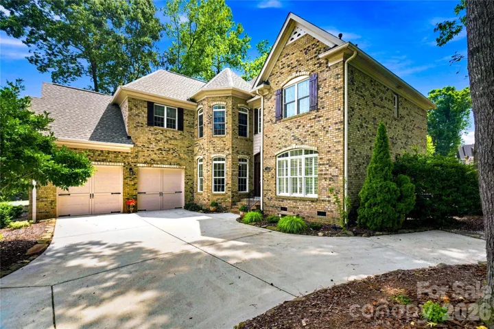 Refined Living in the Heart of Lake Norman