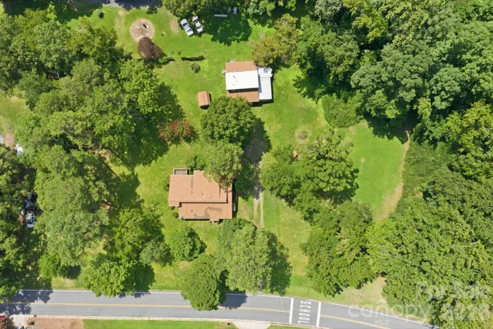 8000 Hedrick to the right of 8016 where the house is