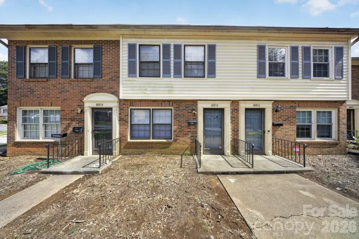 Welcome home to 6835 Farmingdale Dr #B!