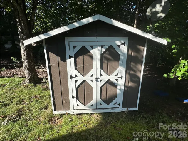 1170