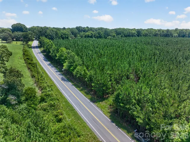 Large 30 acre homestead in desirable location of Chester County close to HWY 21, Rock Hill, and Landsford Canal State Park! Electrical available