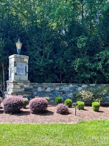 ~Welcome to the Beautiful Community of Forest Glen~