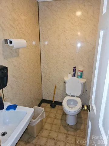 1170