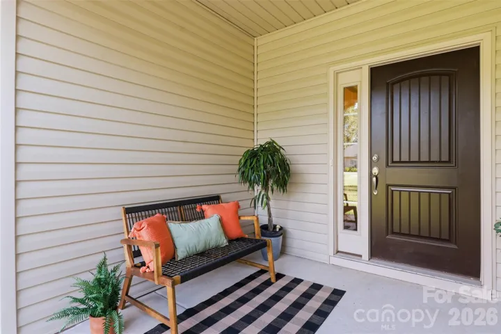 Welcome to 140 Wylie Trail!