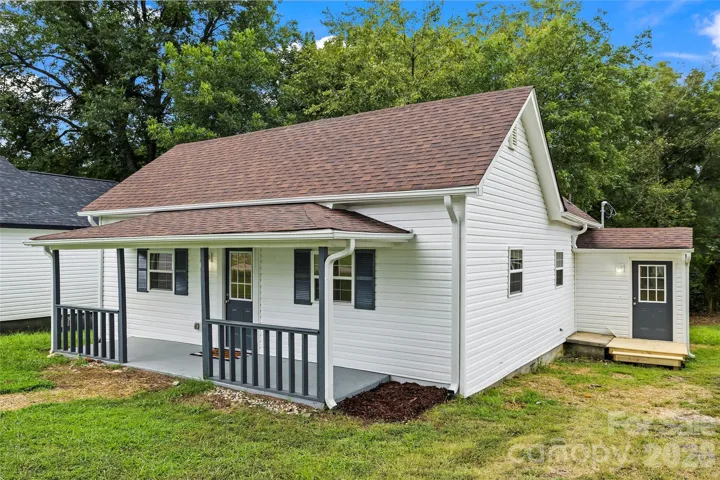 605 Kings Mountain Street, Clover SC 28710