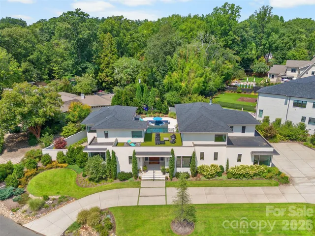 316 Mammoth Oaks