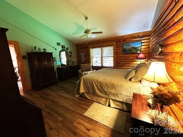 1170