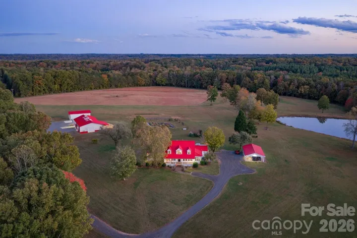 Custom built farm house w/ extensive Renovations (2020-2021) on 92 acres of private land