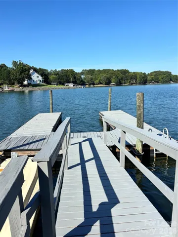 dock available to use