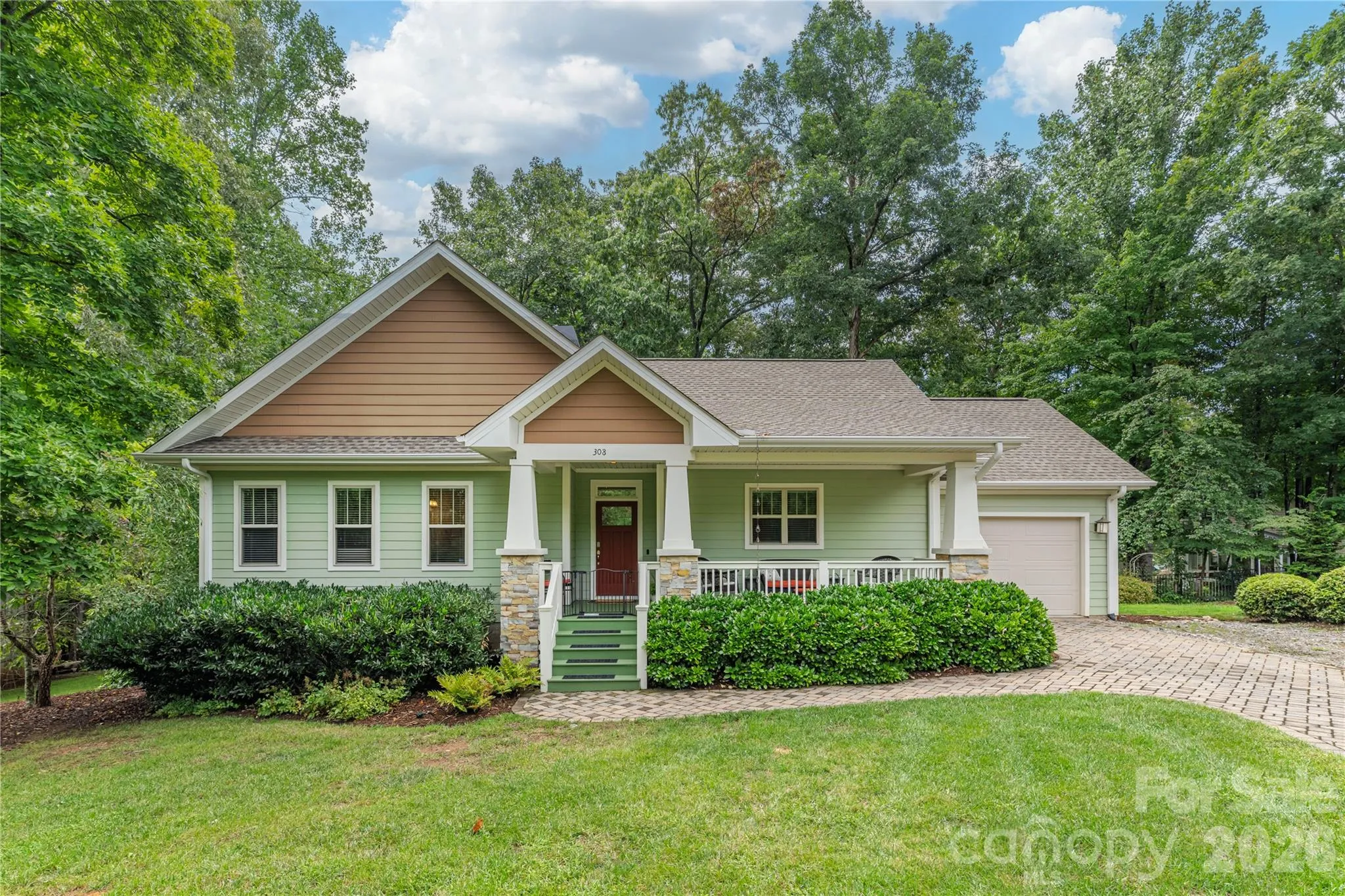 308 Fennel Dun Circle, Biltmore Lake, North Carolina 28715