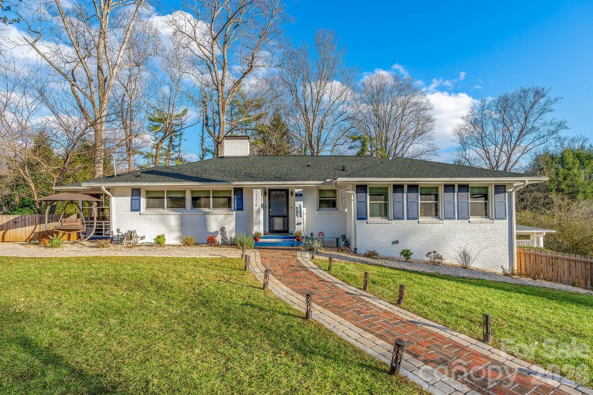 2 Bevlyn Drive, Asheville, North Carolina 28803