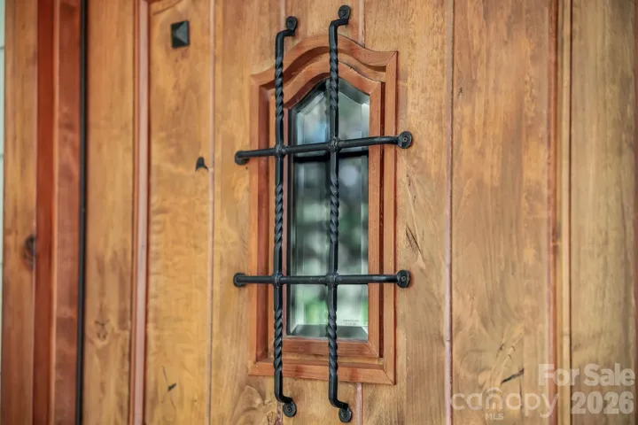 1170