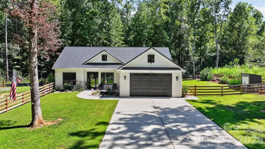 Welcome to 7342 Milan Dr. Huntersville, NC 28078
