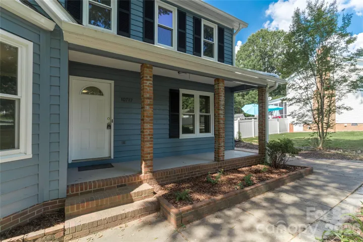 Welcome to 10717 Danesway Lane