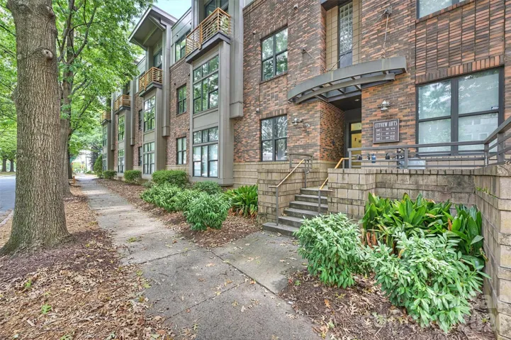 Cityview Lofts Front Exterior
