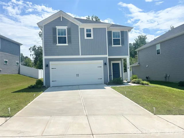 Welcome to 5021 Poplin!