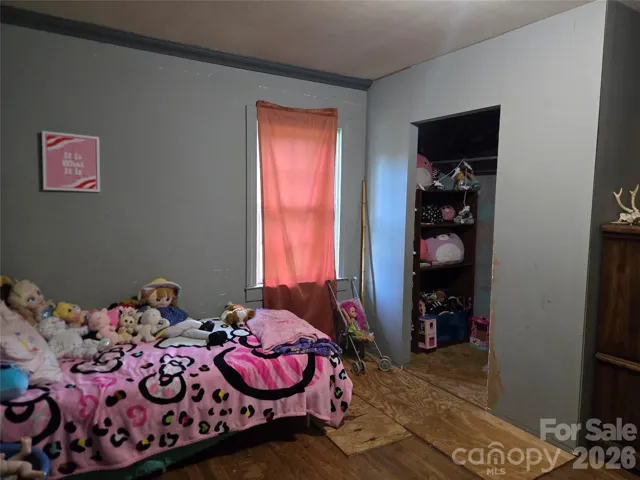 1170