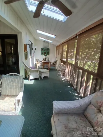 Outdoor screened in porch