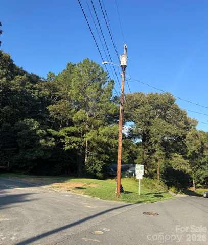 Elizabeth Ave