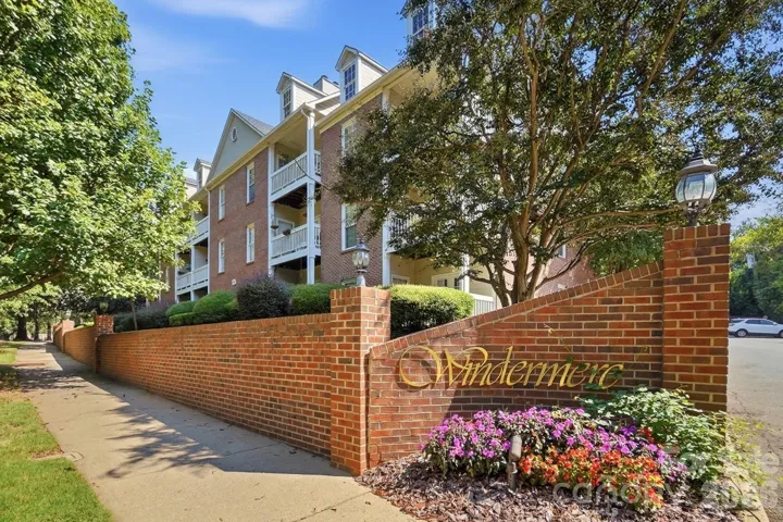 103 Queens Rd #207