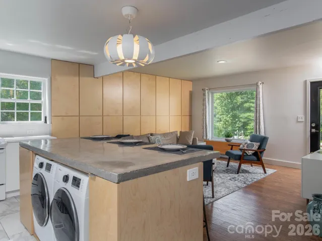 1170