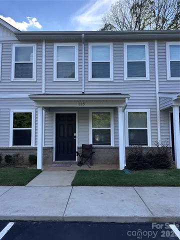 Identical Unit to 107 Villa Lane | Interior Photos are of 107 Villa Lane - 115 Villa Lane is Tenant Occupied | Ask Me for Showing Instructions