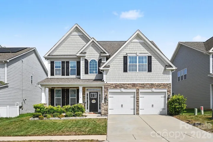 Welcome to 5710 Rainbow Lane in Avondale