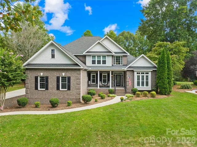 Welcome home to 334 Riverwood Rd!