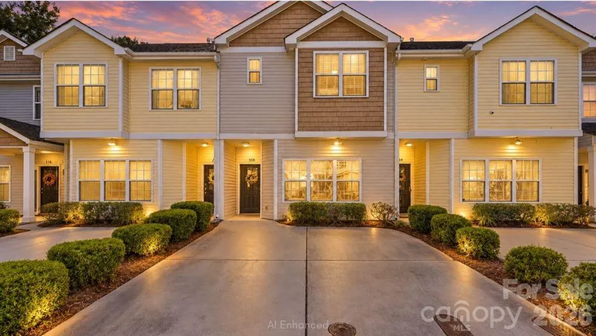 Welcome Home to 108 St Vincent Pl!