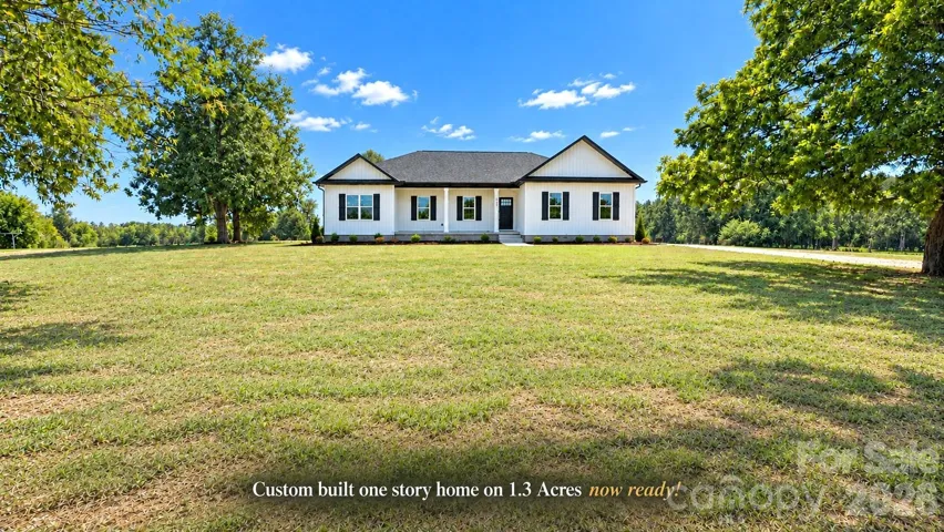 Gorgeous  Custom home on 1.3 acres.....
