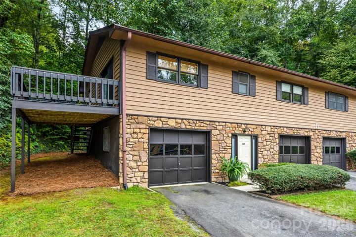 End unit with 2 garages