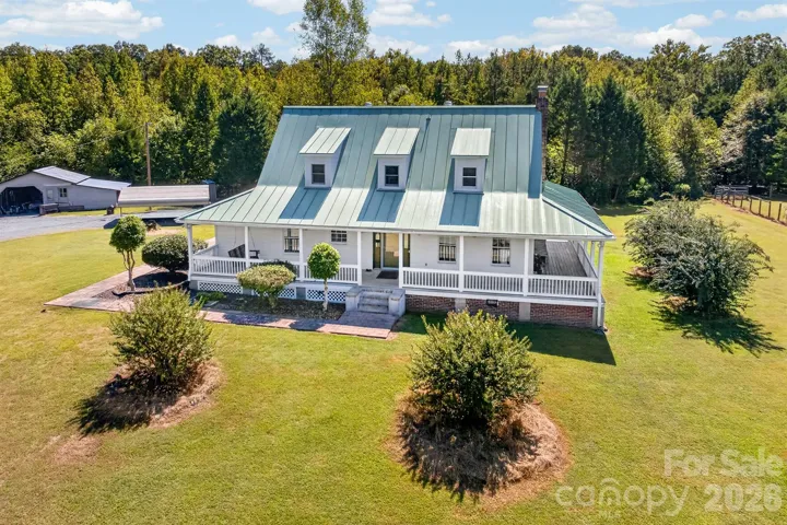 Country living with 8+ acres of land