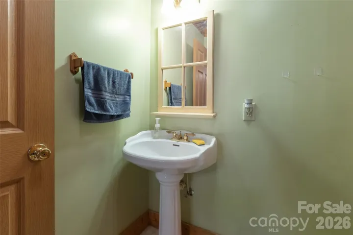 1170